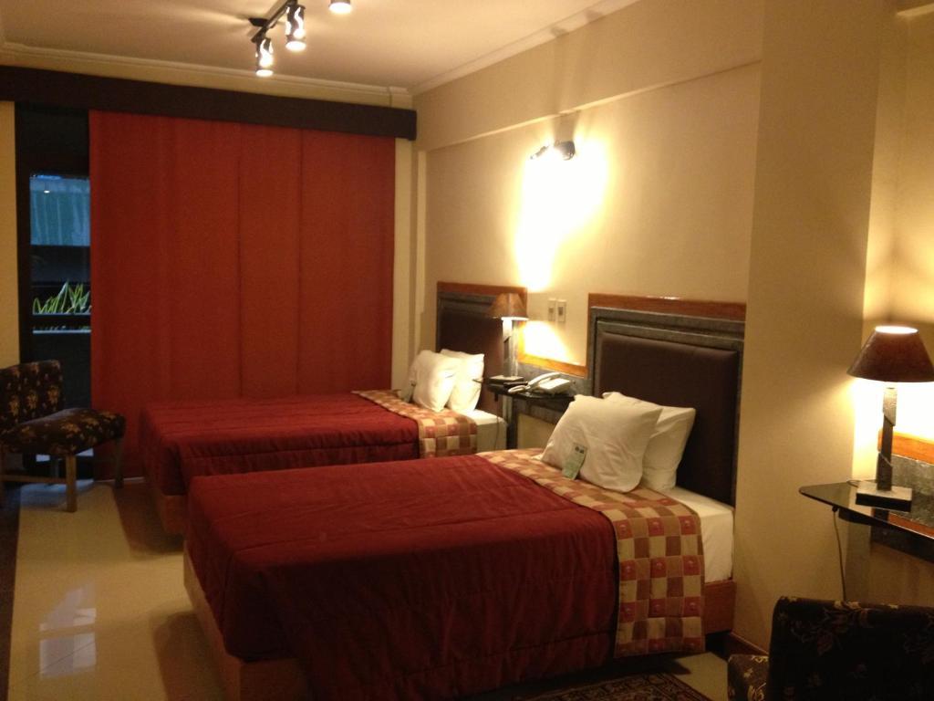 Aspen Hotel & Apart Асунсьйон Номер фото