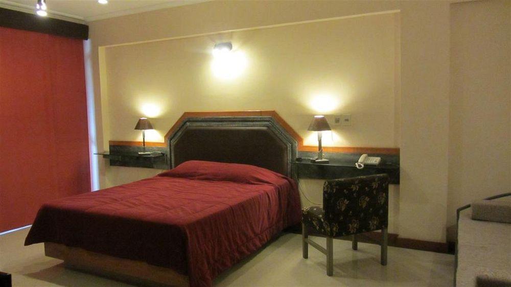 Aspen Hotel & Apart Асунсьйон Екстер'єр фото